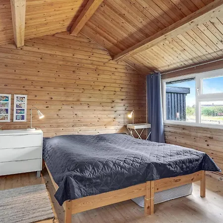 Two-bedroom With A Fireplace In Romo Semesterbostad