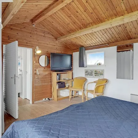 Semesterbostad Two-bedroom With A Fireplace In Romo *