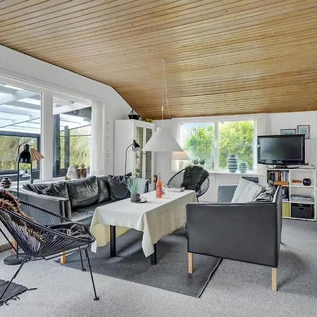 別荘 Two-bedroom With A Fireplace In Romo