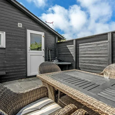 Semesterbostad Two-bedroom With A Fireplace In Romo *
