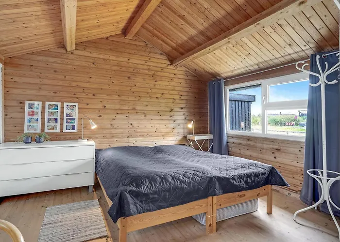 Two-bedroom With A Fireplace In Casa vacanze