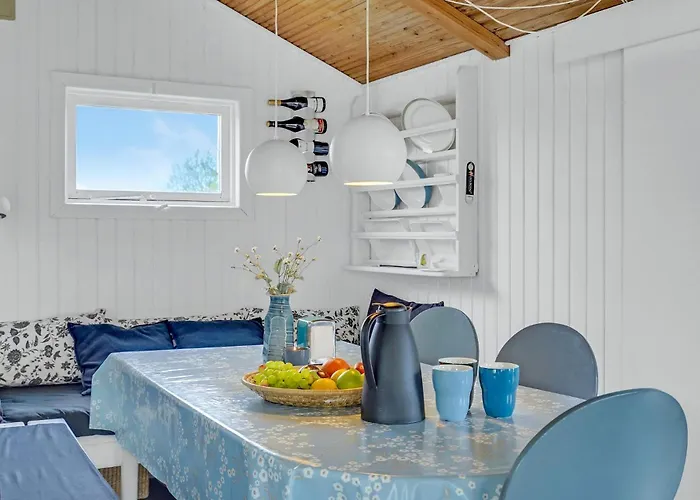 Casa vacanze Two-bedroom With A Fireplace In